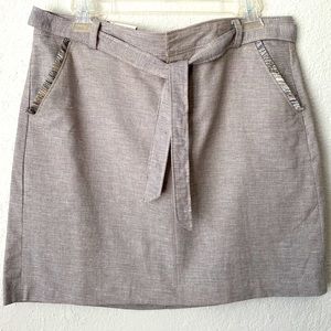 NWT Tommy Hilfiger Skirt. Gray. Size 10